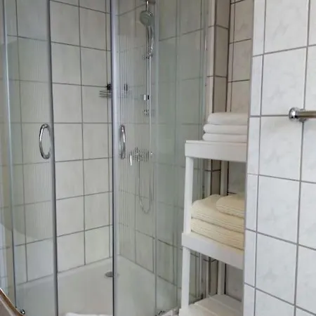 Charmantes Fuer 4 Personen Naehe Winterberg Dom wakacyjny