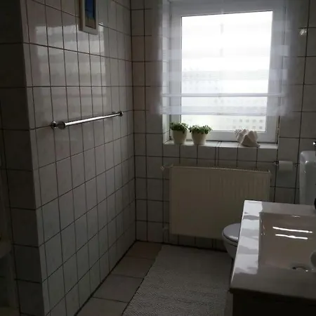 Dom wakacyjny Charmantes Fuer 4 Personen Naehe Winterberg *